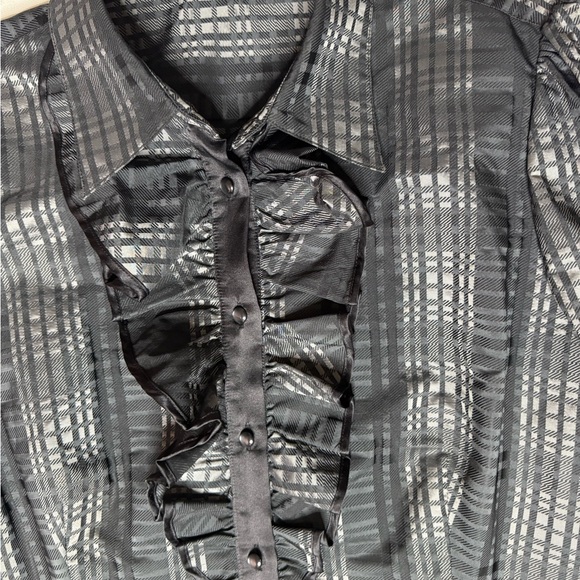 Badgley Mischka Black and Gray Plaid Ruffled Contoured Blouse w/Bell Sleeves SzM - Picture 4 of 7